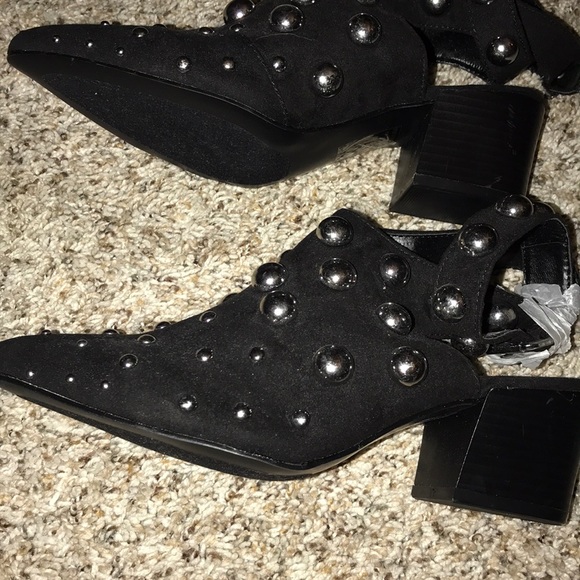 BRAND NEW studded Booties 🖤 - Picture 3 of 8